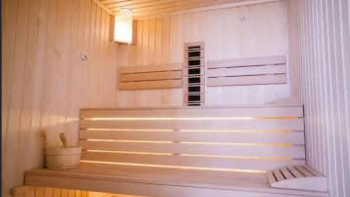 Apartament Rebeca Lux by Alezzi Beach Resort Năvodari Esterno foto